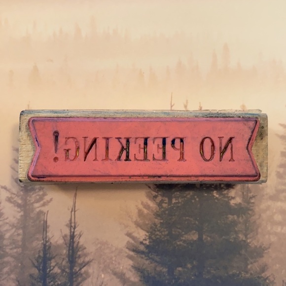 Lot of Wood Mounted Christmas Stamps No Peeking! - Picture 6 of 8